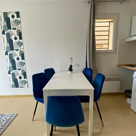 Дом отдыха I48 Les Naiades- 2 Bedrooms For 5 People !